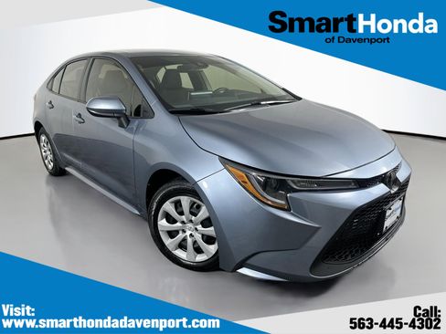 Used 2020 Toyota Corolla LE FWD image 1