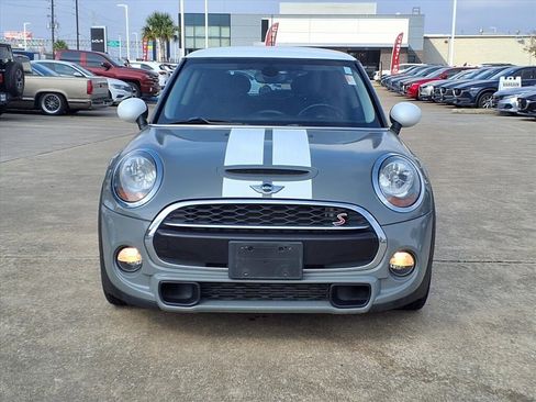 Used 2018 MINI Cooper S image 25