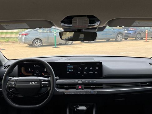 Used 2025 Kia K4 FWD image 35