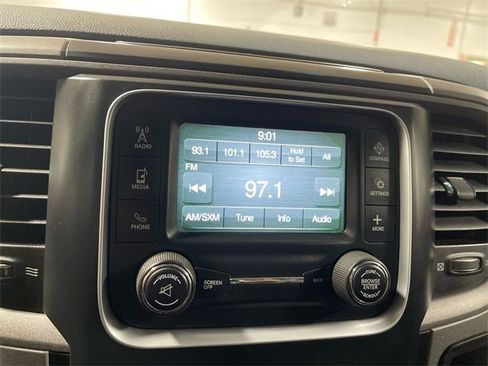 Used 2015 RAM 2500 Tradesman image 16