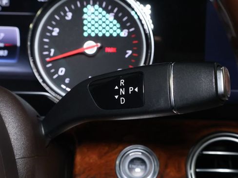 Used 2018 Mercedes-Benz E 300 4MATIC w/ Premium 1 Package image 25