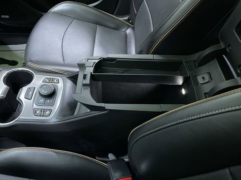 Used 2022 GMC Terrain AT4 w/ Infotainment Package II image 26