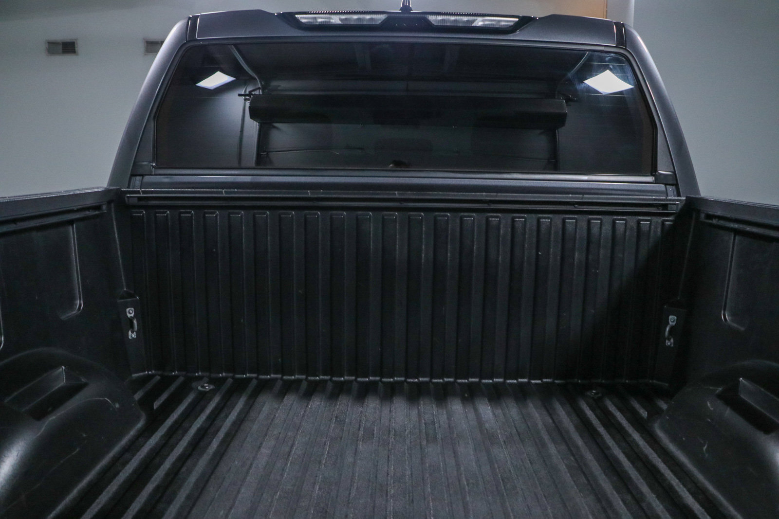 Used 2023 Toyota Tundra SR5 w/ SR5 Convenience Package AWD/4WD image 29