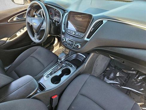 Used 2024 Chevrolet Malibu LT FWD image 25