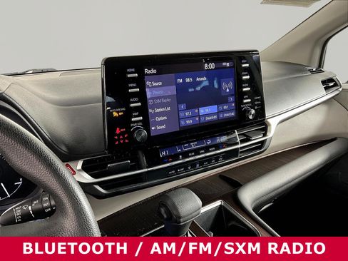 Used 2022 Toyota Sienna LE FWD image 9