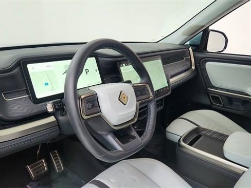 Used 2023 Rivian R1S Adventure image 19