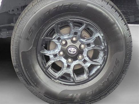 Used 2022 Toyota Tacoma SR5 image 22