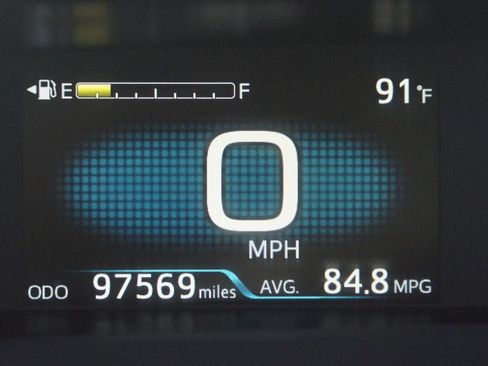 Used 2021 Toyota Prius Prime XLE image 4