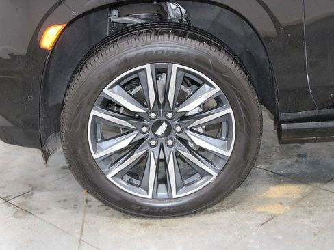 Used 2024 Cadillac Escalade Sport w/ Touring Package AWD/4WD image 19