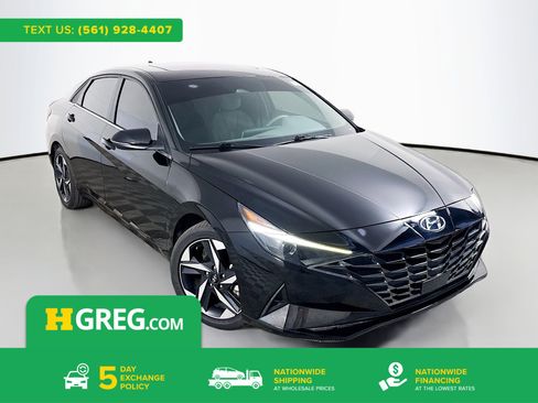 Used 2022 Hyundai Elantra SEL w/ Convenience + Premium Package image 1