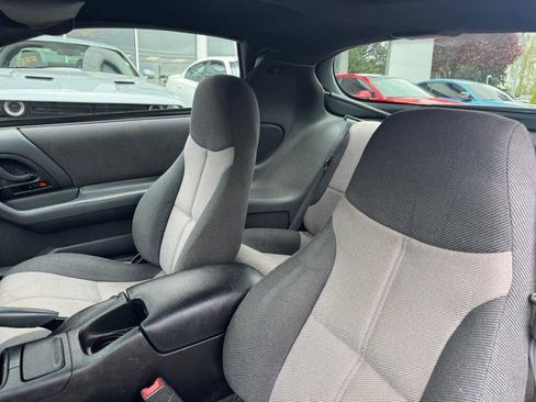 Used 1993 Chevrolet Camaro Z28 RWD image 11