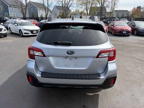 Used 2018 Subaru Outback 2.5i Premium AWD/4WD image 4