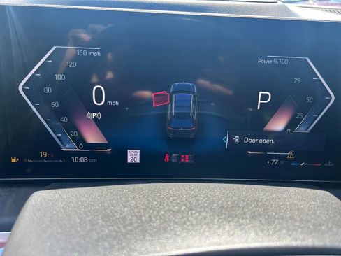 Used 2024 BMW X7 xDrive40i AWD/4WD image 18