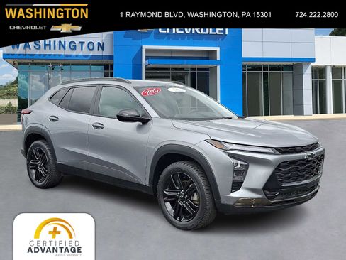 Used 2025 Chevrolet Trax ACTIV w/ Driver Confidence Package FWD image 1