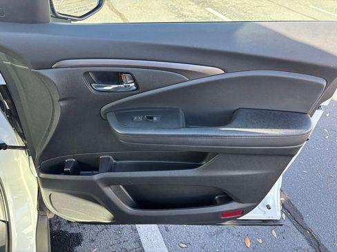 Used 2021 Honda Pilot Special Edition image 36