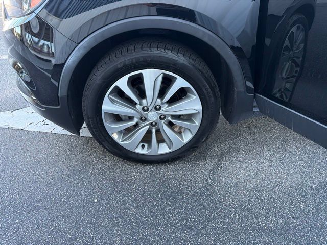 Used 2020 Buick Encore Preferred w/ Safety Package FWD image 10