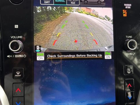 Used 2020 Subaru Outback Onyx Edition XT AWD/4WD image 13