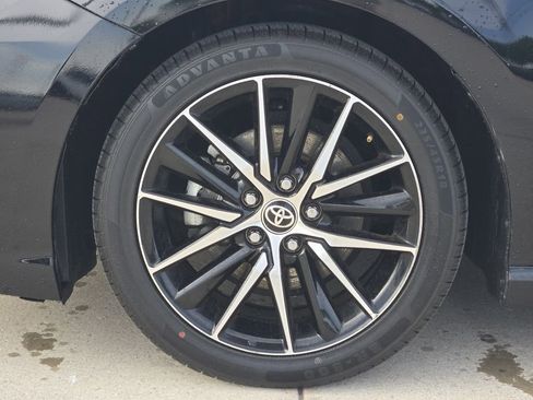 Used 2023 Toyota Camry SE FWD image 13