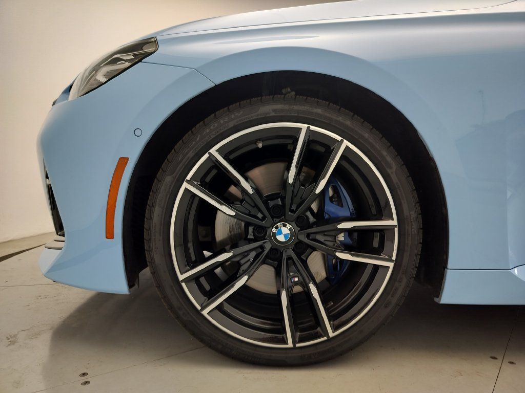 Certified 2026 BMW M240i Coupe RWD image 5