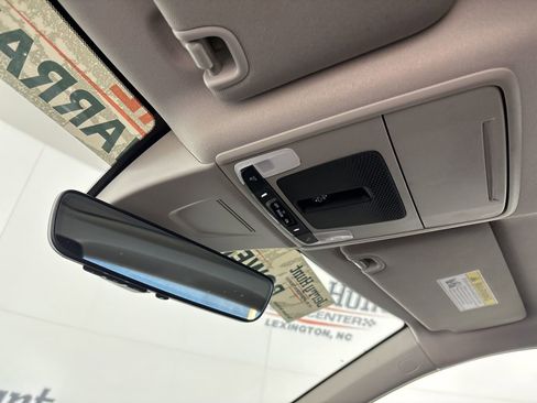 Used 2024 Honda Civic Touring image 19