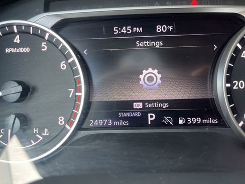 Used 2025 Nissan Pathfinder SV FWD image 18
