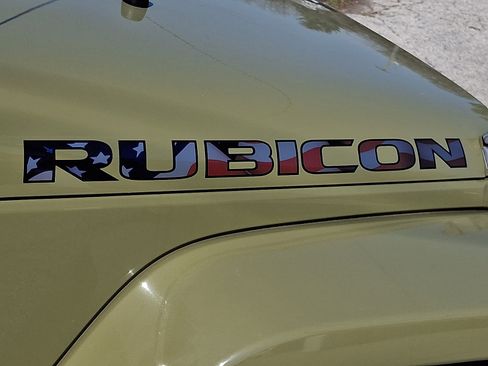 Used 2013 Jeep Wrangler Unlimited Rubicon w/ Max Tow Pkg image 30