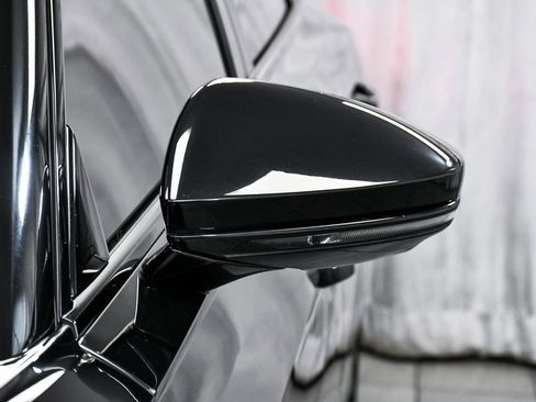 Used 2023 Audi S8 image 87