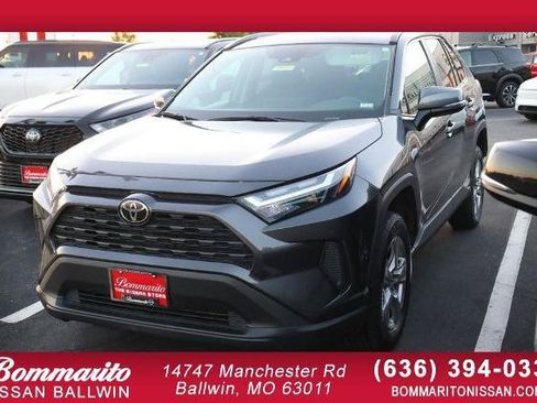 Used 2025 Toyota RAV4 XLE w/ Weather Package AWD/4WD image 1