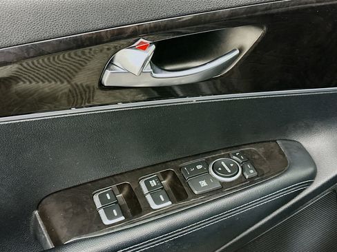 Used 2016 Kia Sorento L image 15
