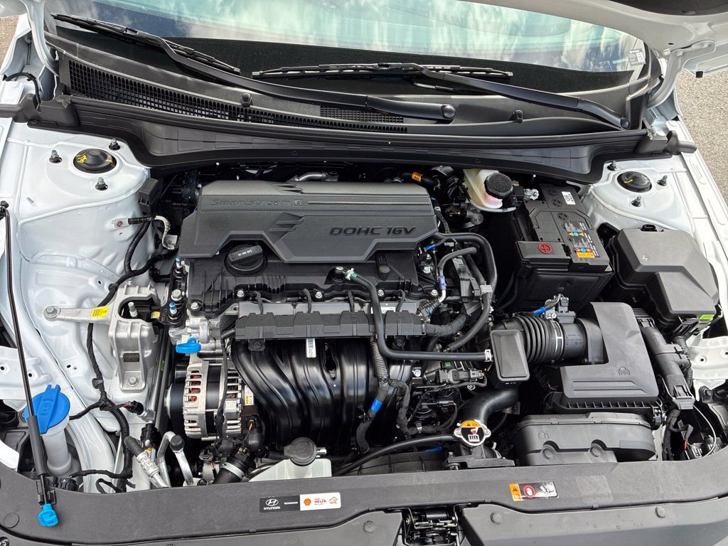 New 2026 Hyundai Elantra SEL Sport FWD image 9
