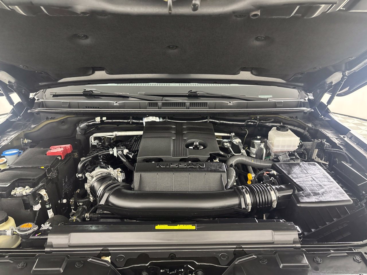 Used 2025 Nissan Frontier SV AWD/4WD image 36