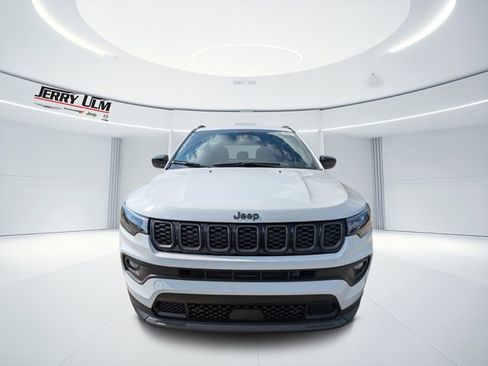 New 2026 Jeep Compass Latitude image 7