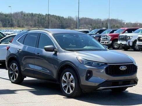 Used 2024 Ford Escape Platinum image 34