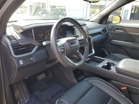 Used 2024 GMC Acadia Denali w/ Super Cruise Package image 19