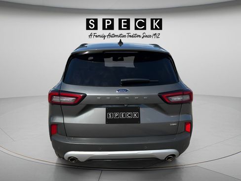 Used 2025 Ford Escape SE FWD image 4