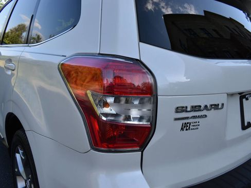 Used 2016 Subaru Forester 2.5i Touring w/ Eyesight & Navigation System image 38