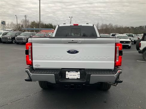 New 2026 Ford F250 Lariat w/ Chrome Package image 6
