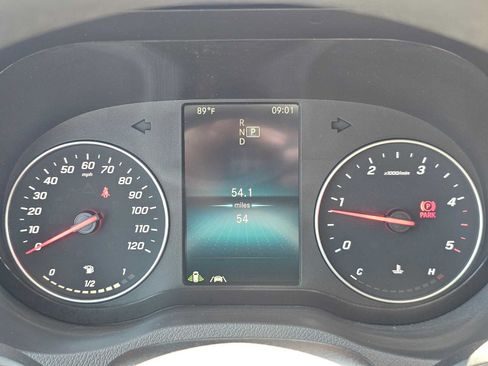 Used 2024 Mercedes-Benz Sprinter 3500 image 24