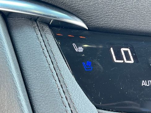 Used 2023 Cadillac XT5 Sportv AWD/4WD image 31