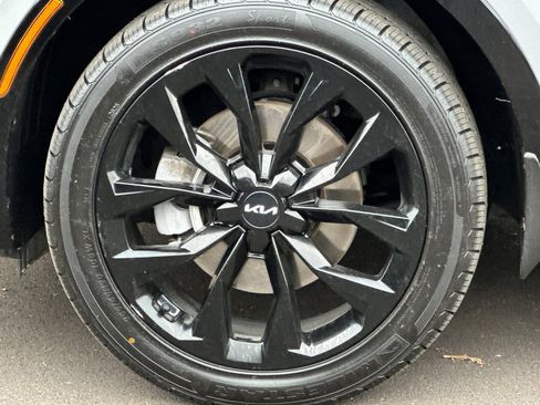 Certified 2023 Kia Sorento SX AWD/4WD image 35