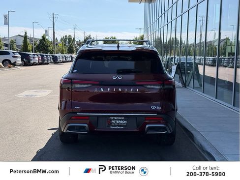 Used 2023 INFINITI QX60 Sensory w/ Cargo Package AWD/4WD image 4