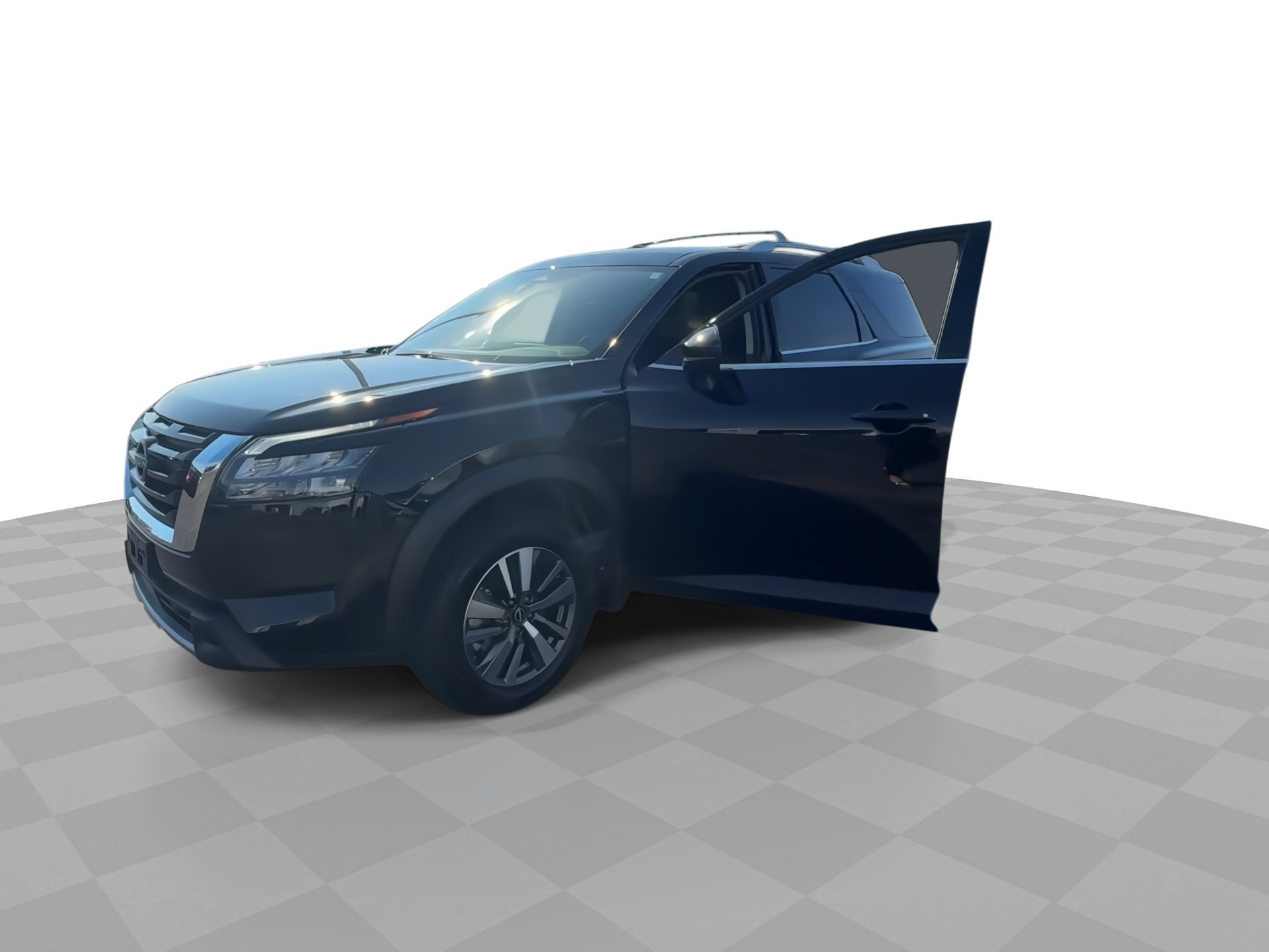 Used 2025 Nissan Pathfinder SL FWD image 4