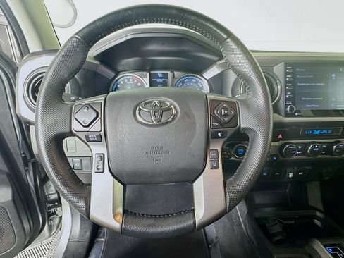 Used 2023 Toyota Tacoma SR5 AWD/4WD image 15