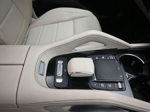 Used 2021 Mercedes-Benz GLS 450 4MATIC image 28