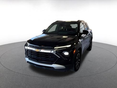 Used 2025 Chevrolet TrailBlazer LT FWD image 6