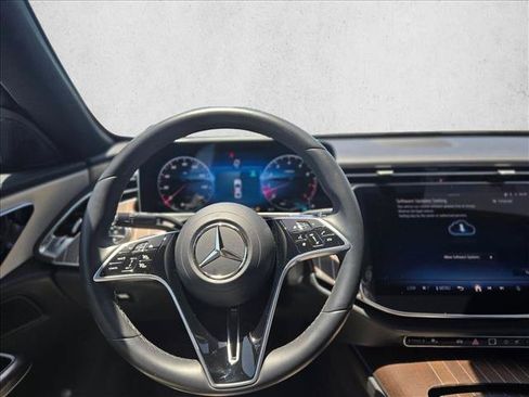 Used 2026 Mercedes-Benz E 350 Sedan image 18