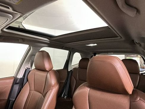 Used 2019 Subaru Forester Touring AWD/4WD image 12