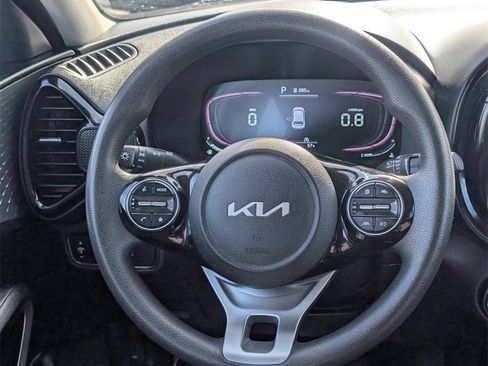 Used 2024 Kia Soul S image 12