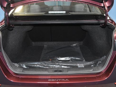 Certified 2024 Nissan Sentra SV image 31