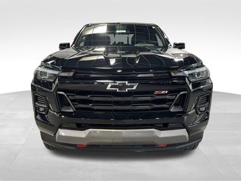 Used 2023 Chevrolet Colorado Z71 w/ Z71 Convenience Package 2 image 2